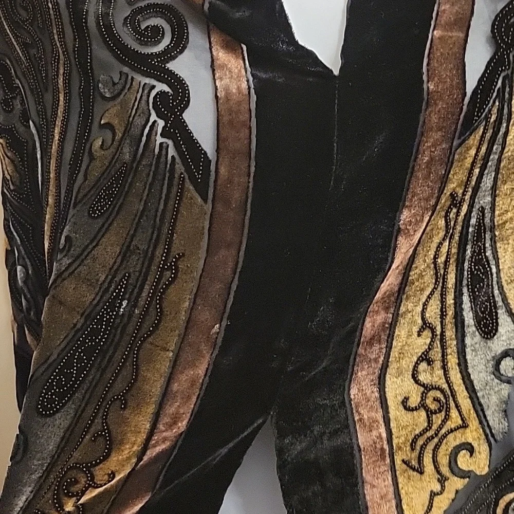 Black & Gold Paisley Burnout Scarf